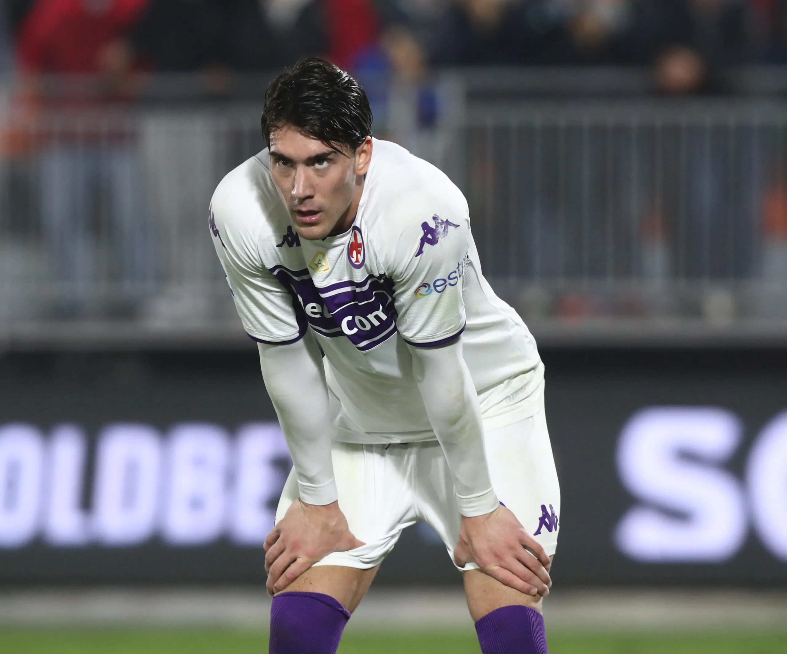 Fiorentina-Cagliari, viola avanti su rigore ma non lo batte Vlahovic