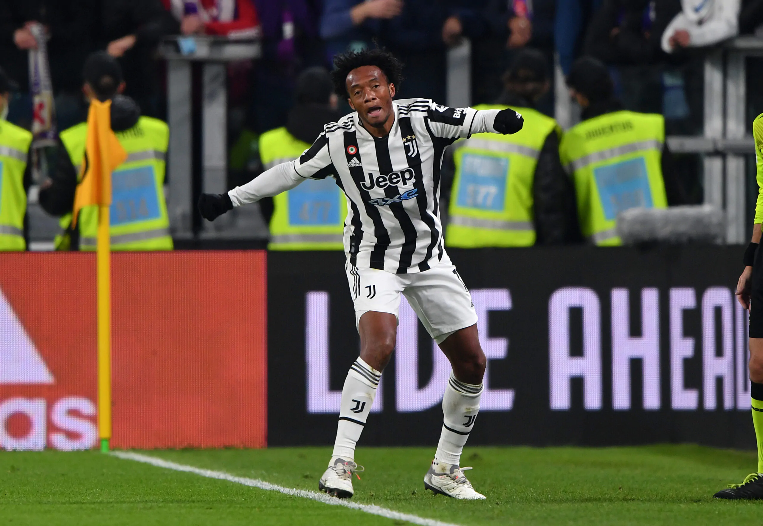 Juventus, svolta per il rinnovo di Cuadrado: arriva la conferma