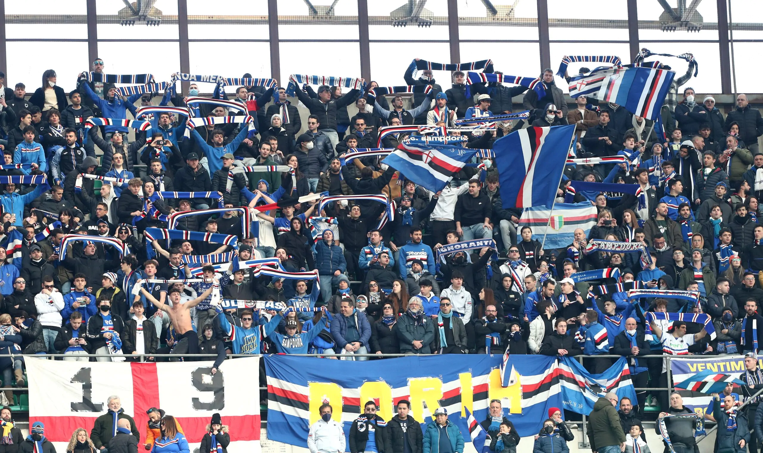 Spavento al Ferraris: tifoso della Samp colpito da un infarto