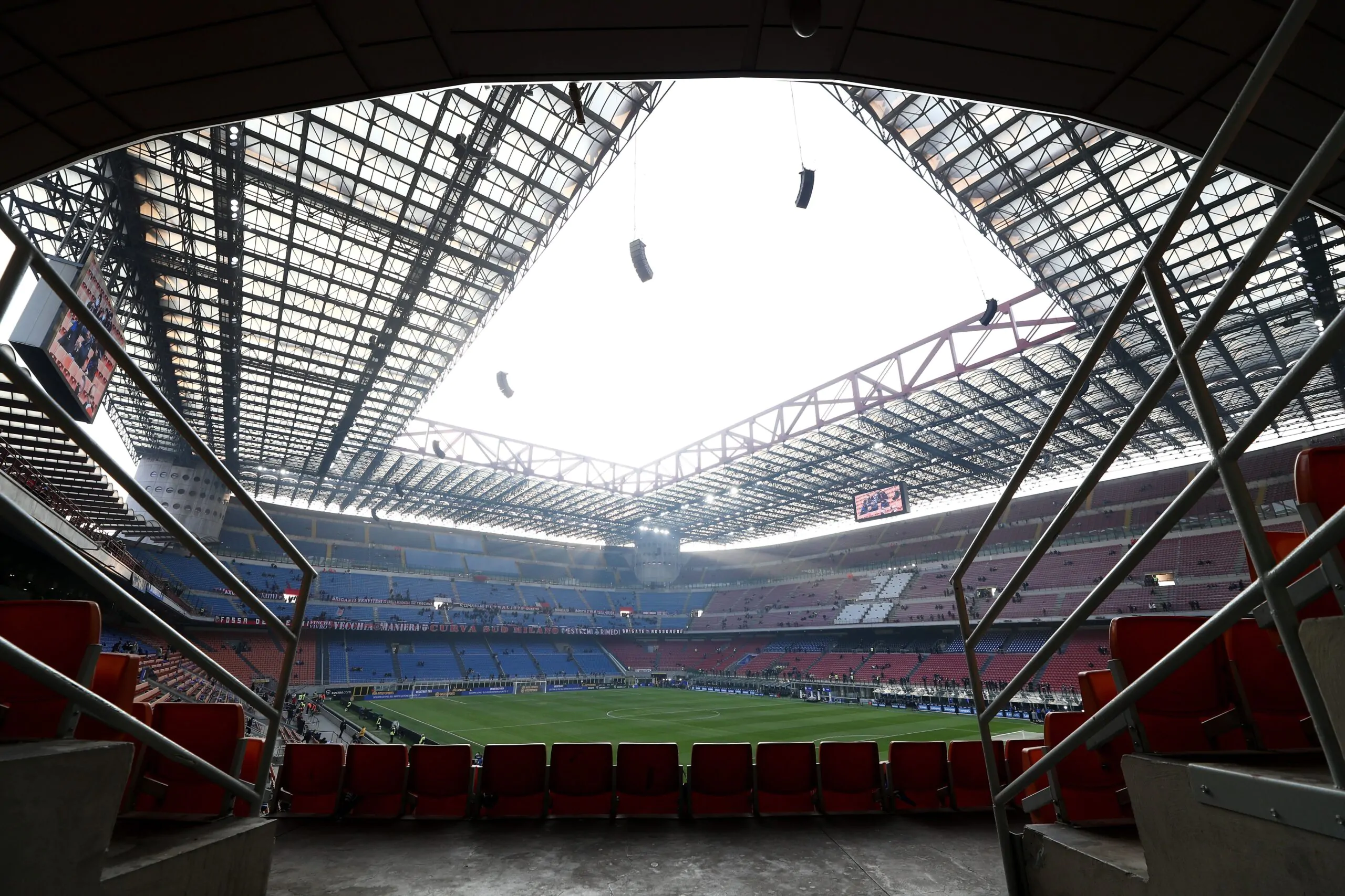 Milan e Inter unite sulla questione stadio: si valuta una soluzione alternativa!