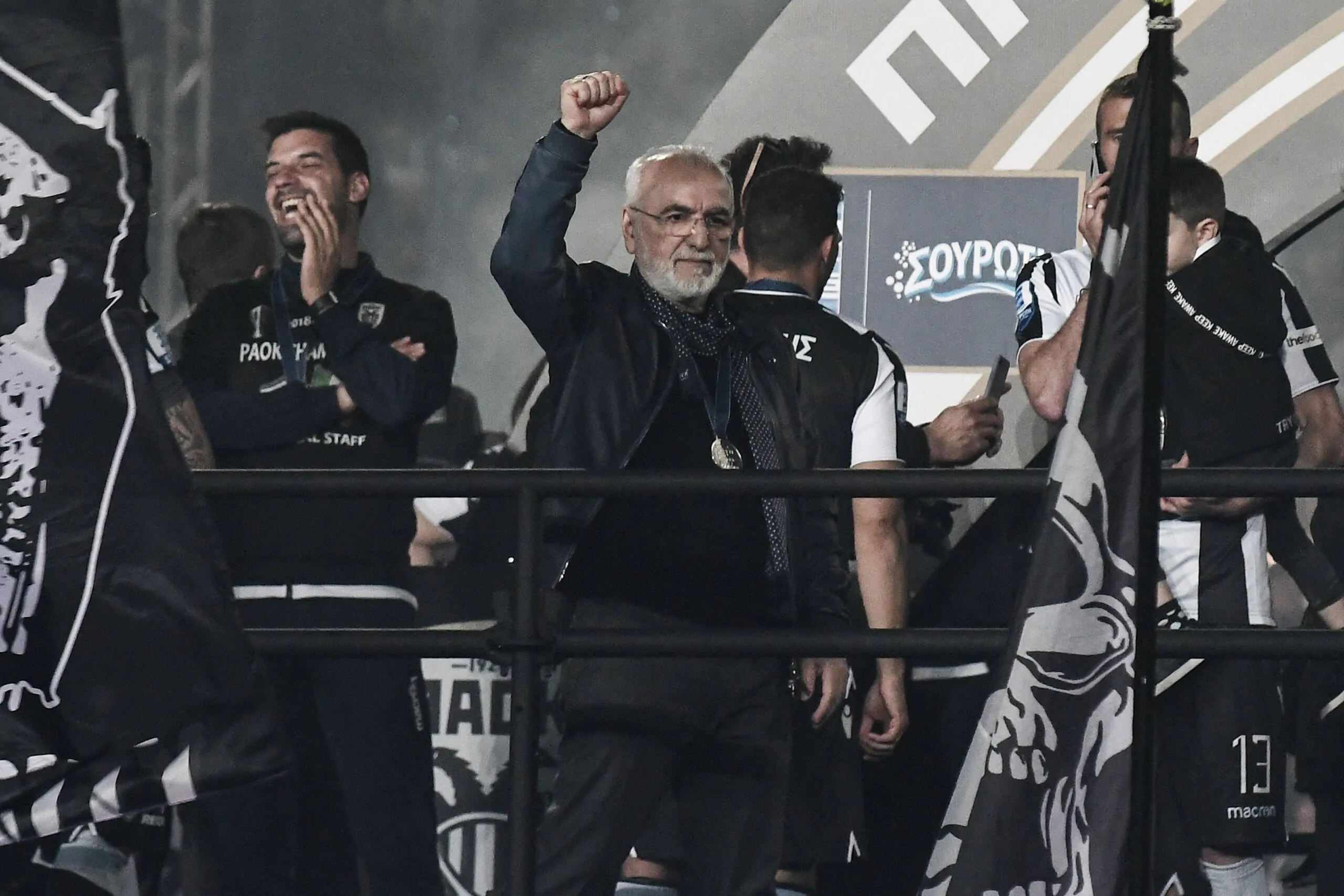 Applausi al Paok, il presidente mette a disposizione un albergo di lusso per gli ucraini