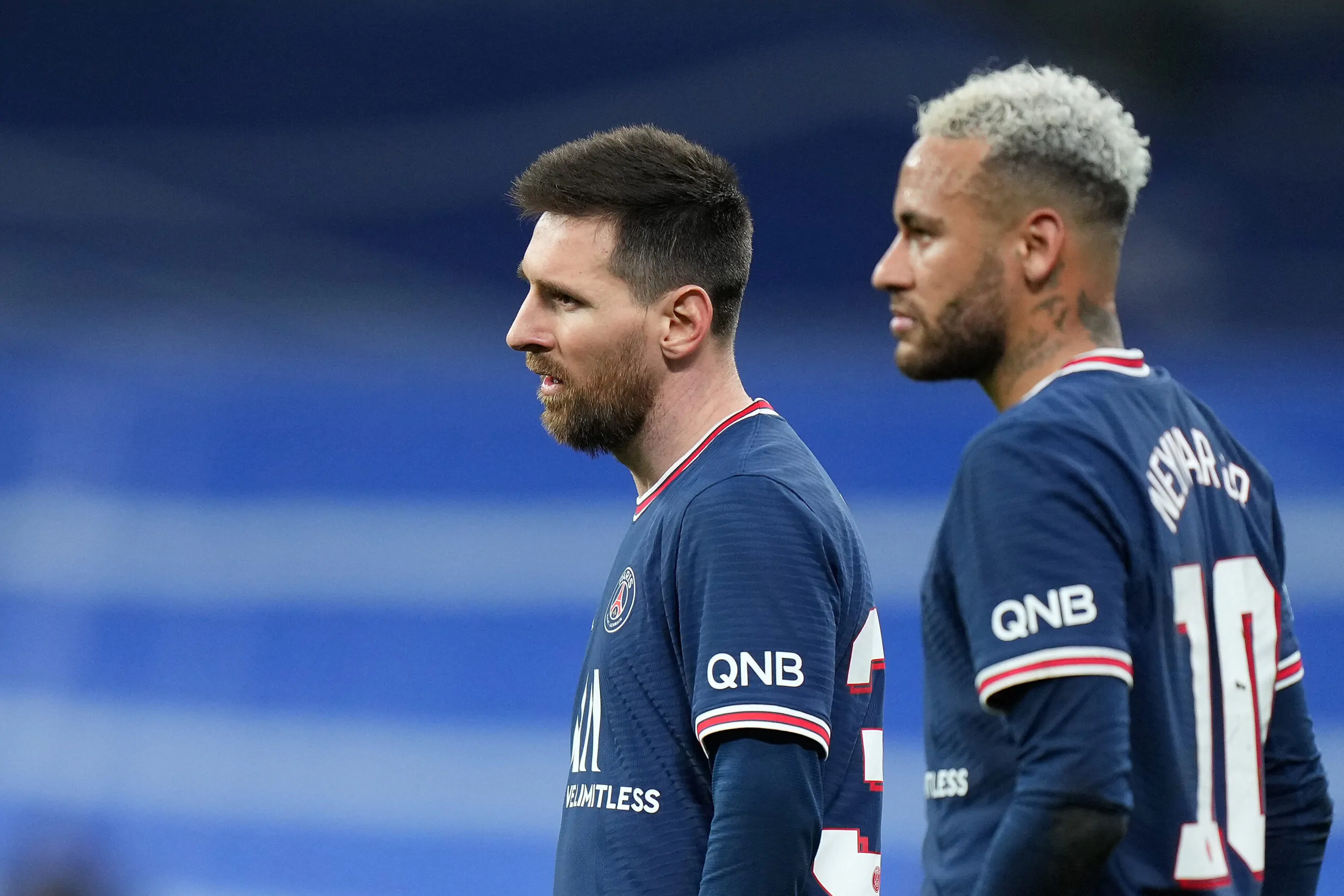 Messi e Neymar sotto accusa: “Due mercenari, PSG eliminato a causa loro!”