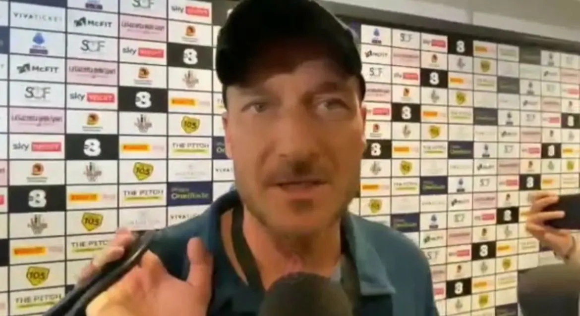 Proposta sorprendente di Totti: “Sono disposto a farlo per portare Dybala alla Roma”