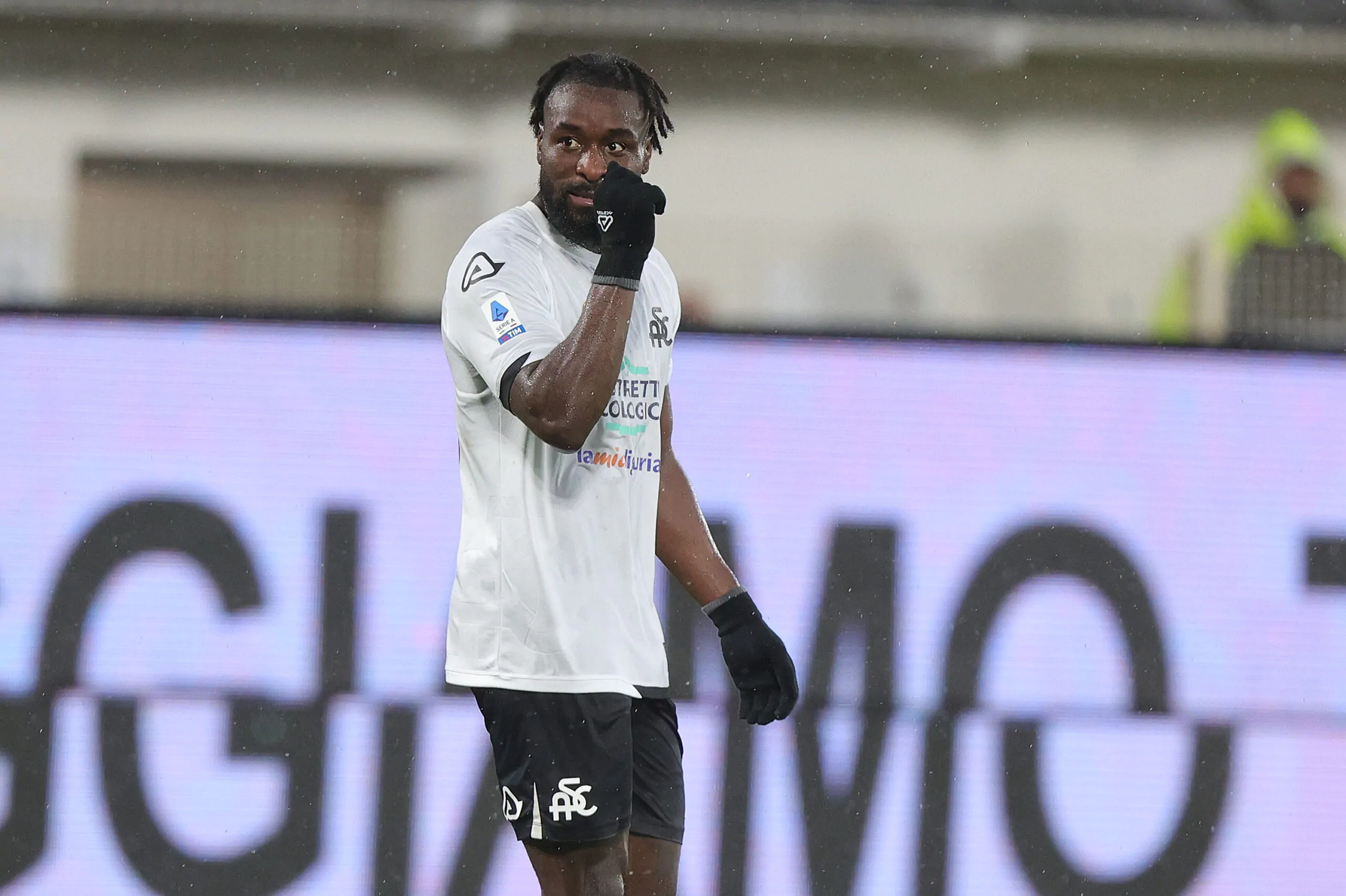 Calciomercato, trattativa aperta per Nzola: è un obiettivo in Serie A