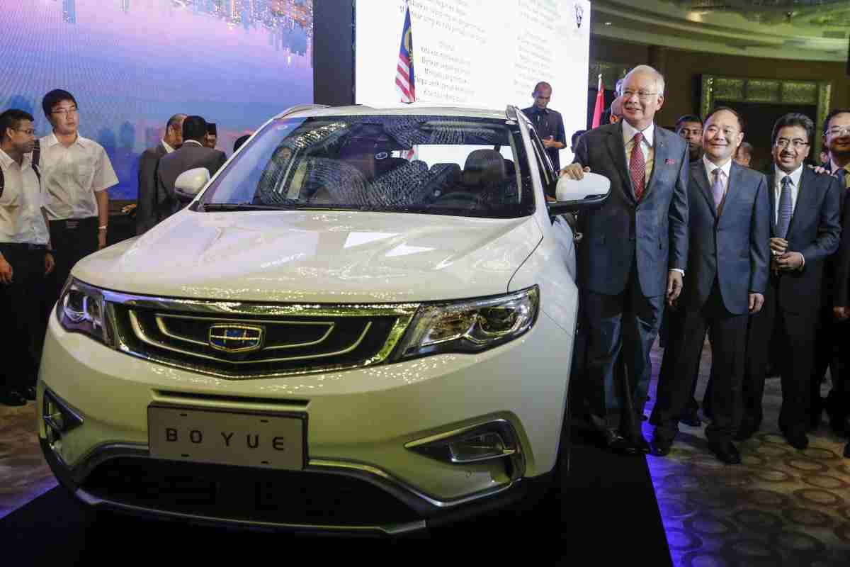 Geely sbarca in Italia con i suoi Suv