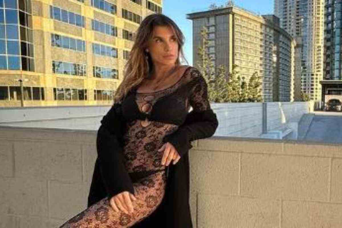 Elisabetta Canalis stende tutti