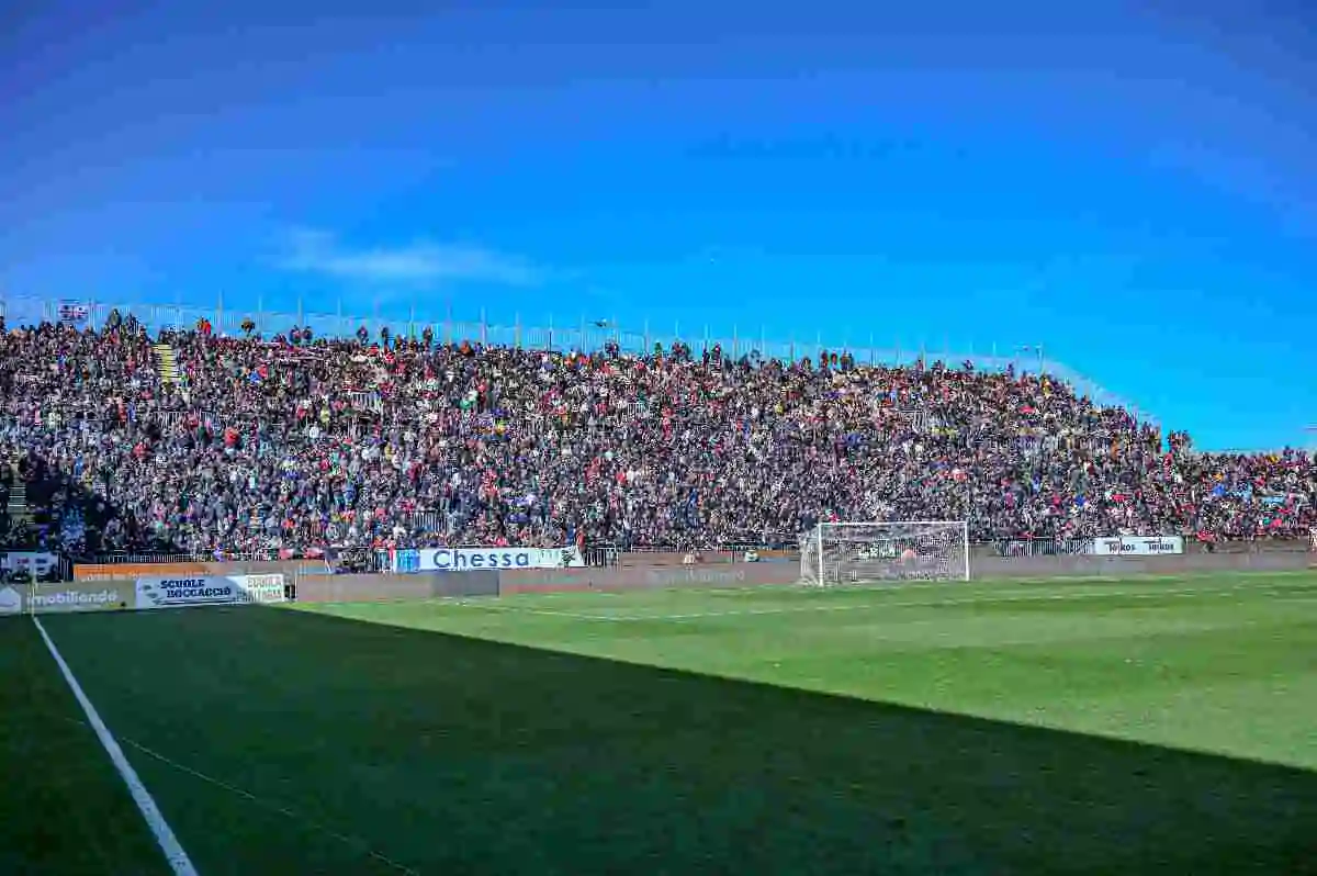 Ultim'ora Serie A, lascia il calcio: l'annuncio spiazza i tifosi