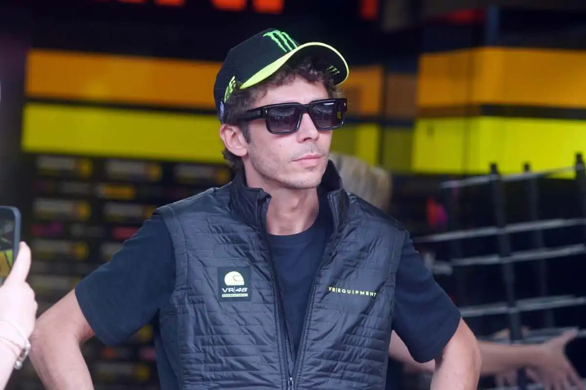 Valentino Rossi, disastro alla 24 Ore di Le Mans