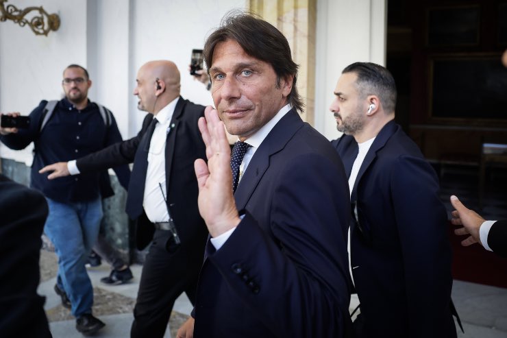 Napoli, Osimhen parla con Conte