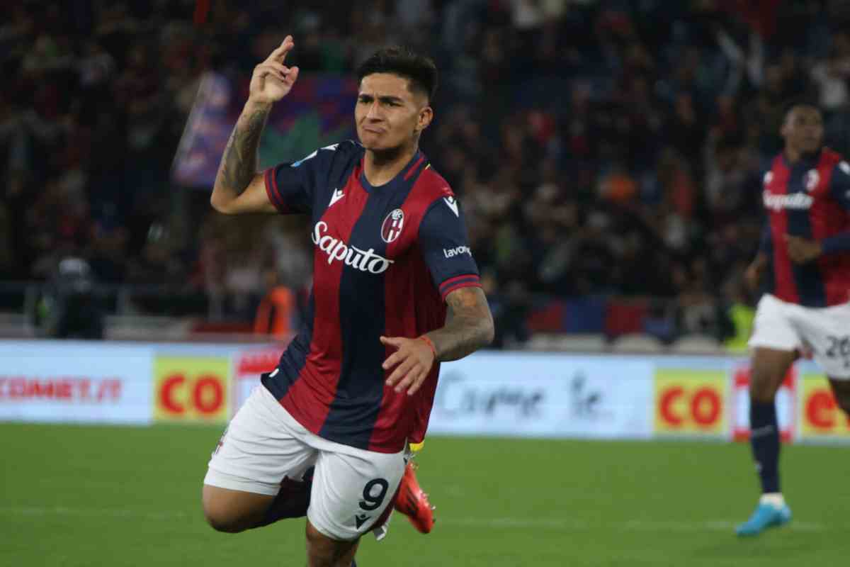 Castro esulta con il Bologna