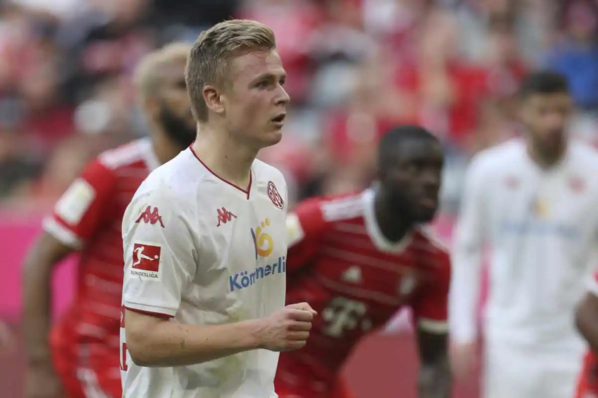 Jonathan Burkardt con la maglia del Mainz