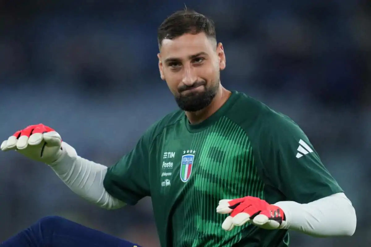 Donnarumma si allena