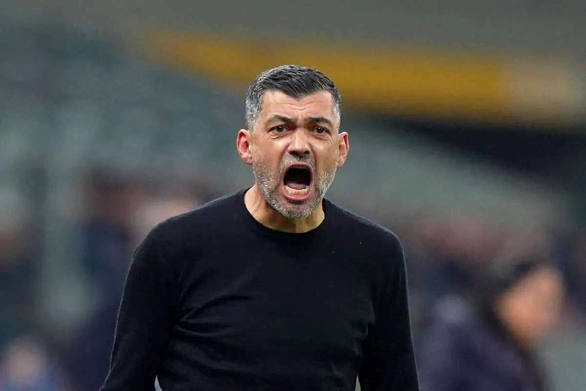 Conceicao allenatore del Milan durante una partita